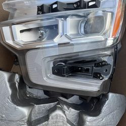 OEM 22-23 Chevrolet Silverado 1500 LH Left Headlight 