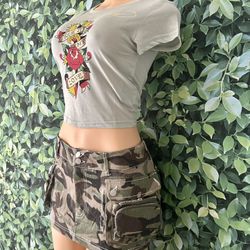 Ed Harry T Shirt And camouflage Skirt