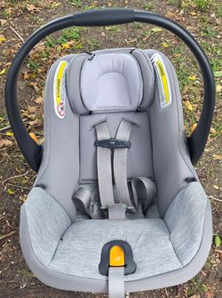 Free Chicco Keyfit35 Infant Car Seat (NO BASE)
