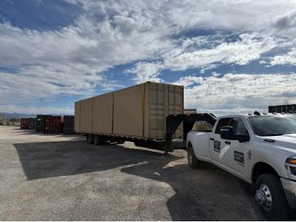 Storage shipping containers, local yard located In Hesperia