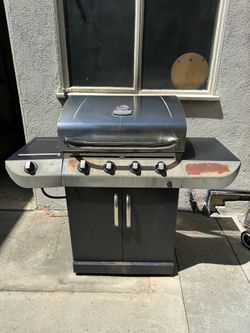 Charbroil grill