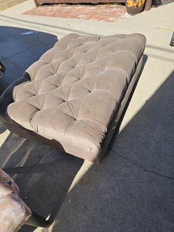 Tuffed Ottoman