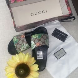 New Beautiful Gucci Size 6 