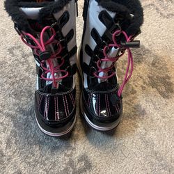 Snow Boots