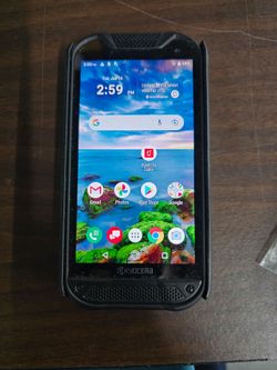 Lot of 7 Kyocera Duraforce Pro 2 E6910 with Protective case.