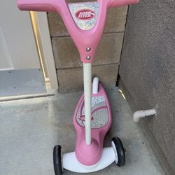 Radio Flyer Toddler Scooter - Murrieta