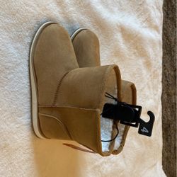 Girl Size 4 New With Tags Atrached