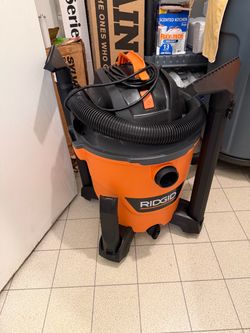 RIDGID Wet/Dry Shop Vac with Hose & Attachments