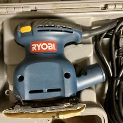 RYOBI 1/4 Sheet Electric Sander 