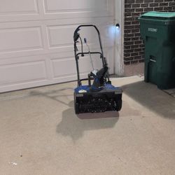 Snow Joe Electric Snow Blower, 22-Inch 14.5-Amp Single Stage, LED Light, SJ626E