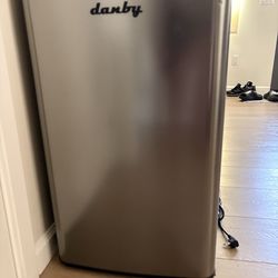 Darby Mini Fridge