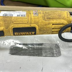 Dewalt electric disc grinder DWE4011 ( Hablamos Espanol ) 