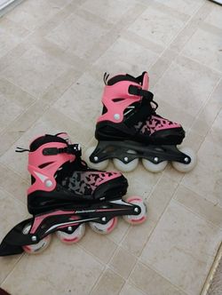 Kids Rollerblades, Size 2-6, Knee pads, 
