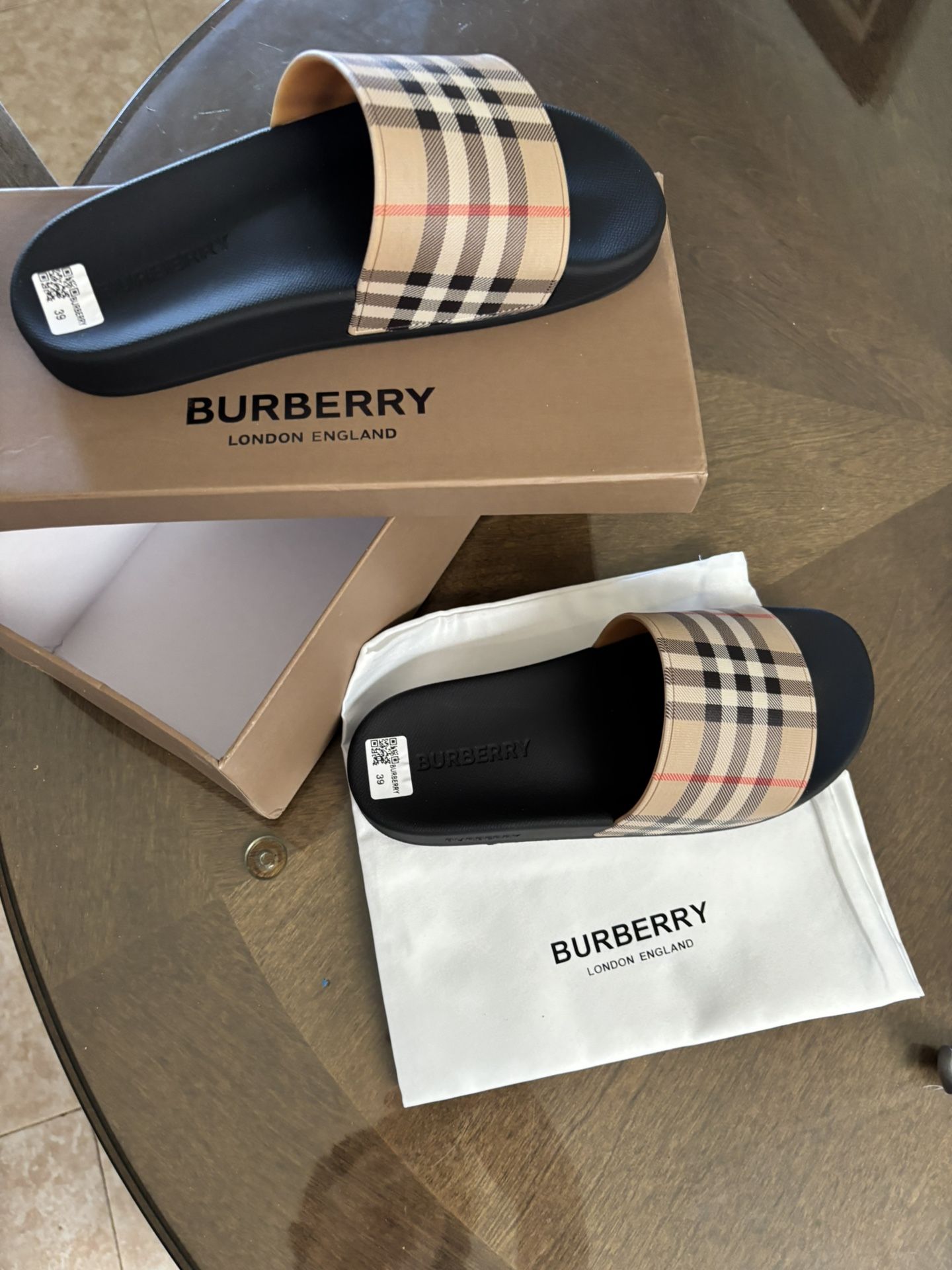 Burberry Slides 