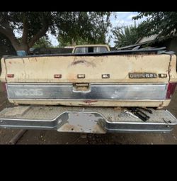 85 chevy/gmc pick up square body parts