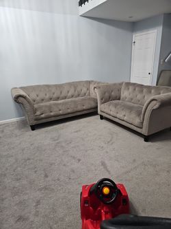 2 Peice Sofa Love Seat