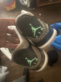 Jordan 3s