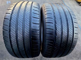 2 USED TIRES MICHELIN 235/40/19