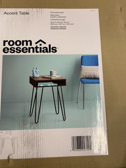 Room essential school desk