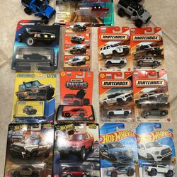 Toyota TRD Pick Up Trucks + 4 Runner Diecast Cars Scale 1/24 + 1/32 + 1:64 (VALENCIA) $10 $15 $20 Each One