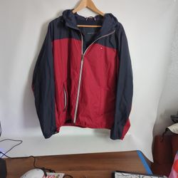 Tommy Hilfiger Wind Breaker. (L)