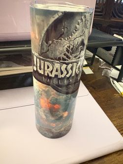 Selling a Tumblr Jurassic Park cup is 20 ounces