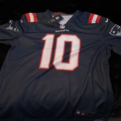 Brand New XL Mac Jones Patriot Jersey 