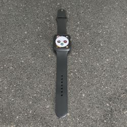 Apple Watch Series 5 44mm With Case