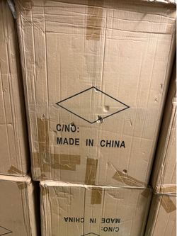 Food containers by boxes
