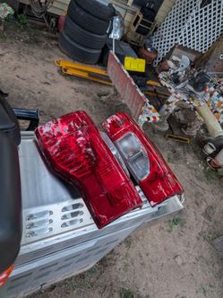 Tail lights for f250