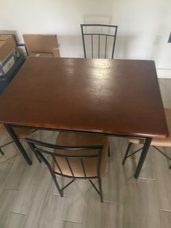 Table & 4 chairs