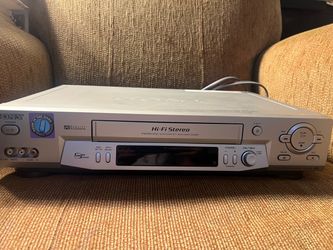 Sony SLV-N81 VHS VCR 4-Head Hi-Fi Stereo Player Silver NO REMOTE Tested Working
