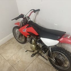 Just Needs Chain And New Battery 175
