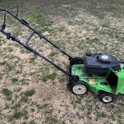 Lawnboy commercial grade classic landscapers silver series push lawnmower PARTS REPAIR  Does not run!  Engine pulls freely No bag,  but has bracket an