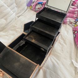 Makeup Box 