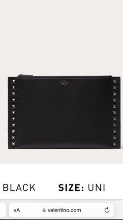 Valentino Pouch