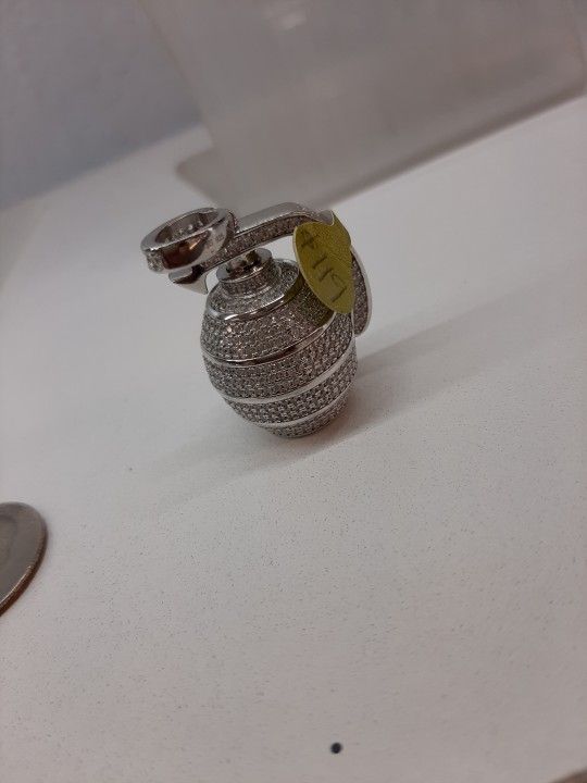 925 Fine Silver Grenade Pendant With Synthetic Zirconias