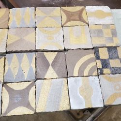 Crafters  Tile Bucket  Full2 By 2 In Pic