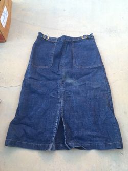 Jean skirt size small