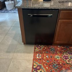 Dishwasher 250$ Good