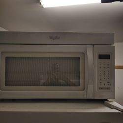 Whirlpool Overhead Microwave 