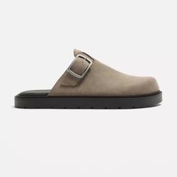 Zara  BUCKLE LEATHER CLOGS size 43
