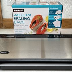 FoodSaver Vacuum Sealer (Brand New) + Kirkland Bag Variety Pack 