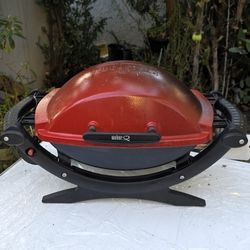 Weber Q 1000 Compact Portable Propane Gas Grill