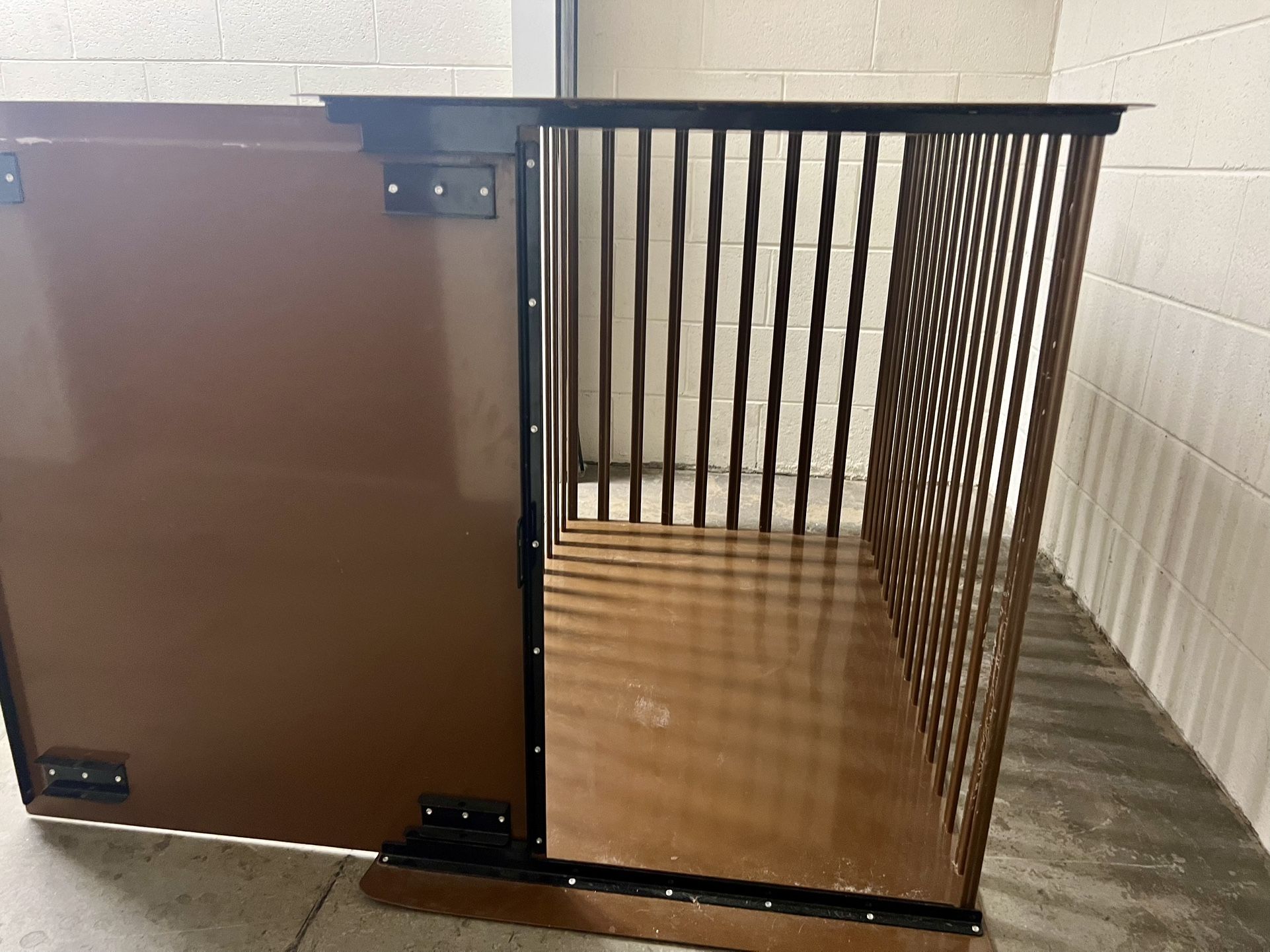 Composure crate-large