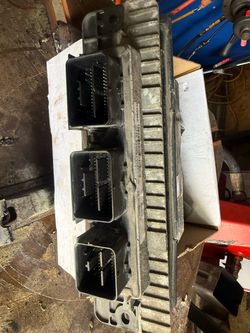 Automotive Engine Control Module ECU 2015 F250