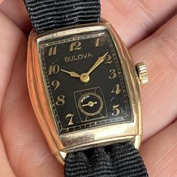 Vintage Bulova Gents Watch With Beautiful Rare Black Enamel Dial Great Condition Works Perfectly Manual Wound 