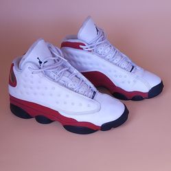 Nike Air Jordan 13 Retro Chicago Size 4.5Ynike