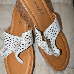NWT American Eagle White Wedge Sandals Sz 8 - $25