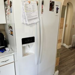 Whirlpool refrigerator 